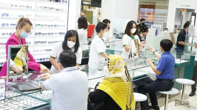 Perhelatan LINDBERG Private Trunk Show by Optik Tunggal