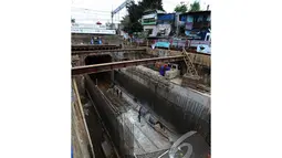 Penambahan Pintu Air Manggarai diyakini dapat menambah kapasitas air yang masuk menjadi 507 m3/detik. Kepala Proyek Pintu Air Manggarai, Pardjito mengatakan proyek ini sudah 80 persen, Senin (30/6/2014) (Liputan6.com/Johan Tallo)