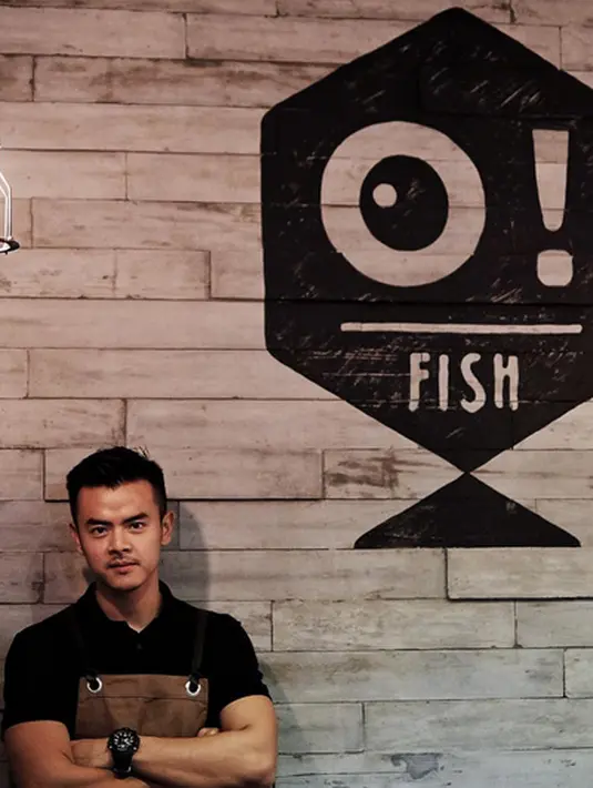 Biasanya, harapan tahun baru ditujukan untuk diri sendiri. Namun berbeda dengan Dion Wiyoko yang mengharapkan Indonesia untuk lebih baik lagi, dan berharap berbagai persoalan perbedaan agama, ras, dan suku tak semakin runcing. (Instagram/dionwiyoko)