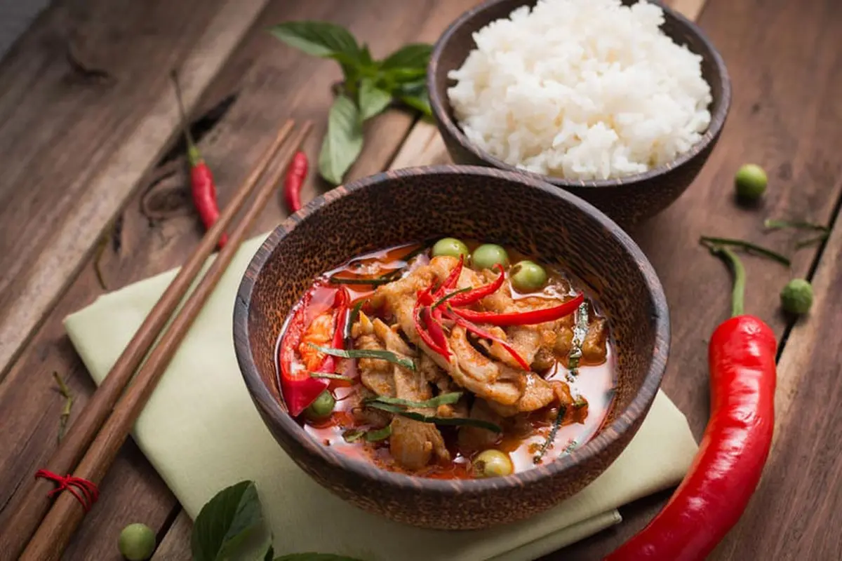 Benarkah Makanan Pedas Dapat Redakan Batuk?