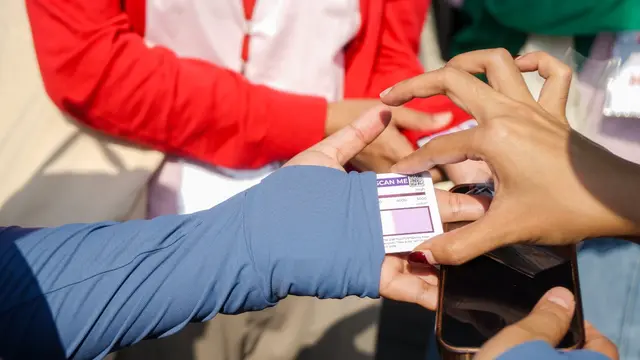 Eksperimen UV Card di Bawah Matahari Jakarta, Benarkah Tabir Surya Saja Sudah Cukup?