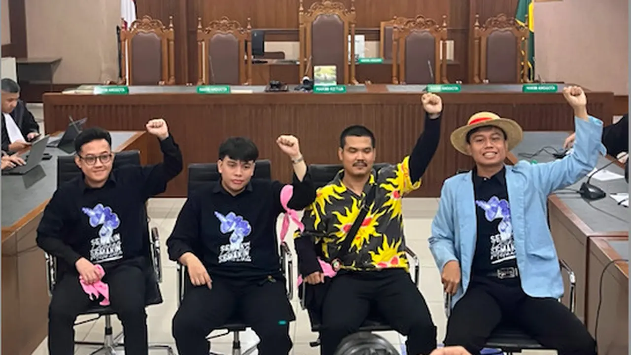 Direktrur Eksekutif Lokataru Delpedro Marhaen