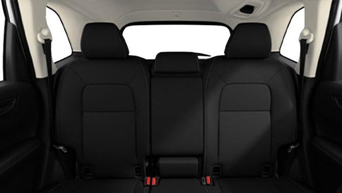 Kabin penumpang Honda CRV LX didominasi warna hitam yang elegan.  Jok berbahan kain memberikan kenyamanan bagi penumpang, namun tidak memiliki sunroof.  Mobil ini berkapasitas sekitar lima penumpang.  (Sumber: autoevolution.com)