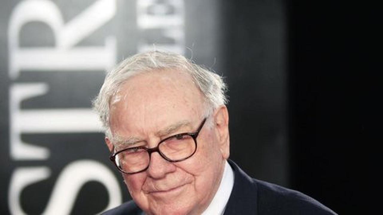 Warren Buffett umur 85 tahun kekayaan USD 62,4 miliar