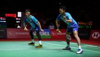 Pebulutangkis ganda putra Indonesia, Fajar Alfian/Muhammad Rian Ardianto bertanding melawan pebulutangkis ganda putra Hong Kong, Chang Ko-Chi/Po Li-Wei pada laga 16 besar Indonesia Masters 2023 di Istora Senayan, Jakarta, Kamis (26/01/2023). Fajar Alfian/Muhammad Rian Ardianto menang rubber game 13-21, 21-9 dan 21-14. (Bola.com/Bagaskara Lazuardi)