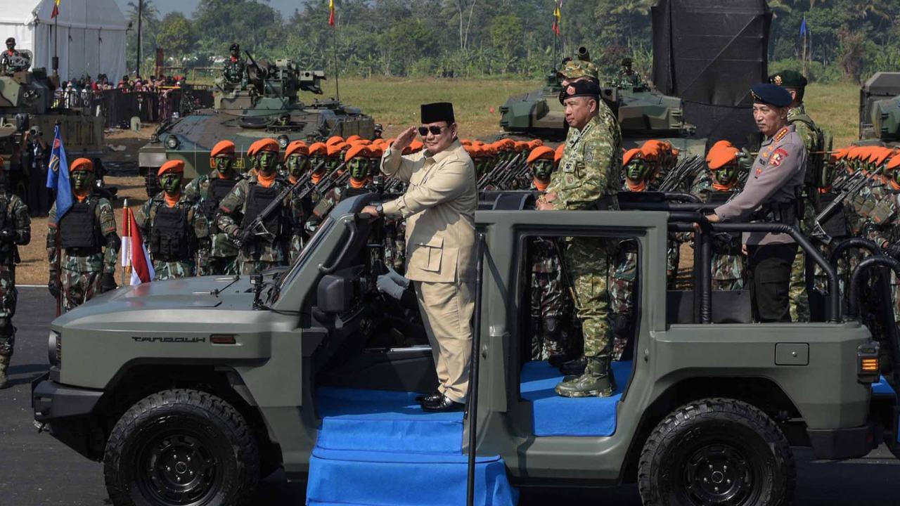 FOTO: Presiden Prabowo Pimpin Upacara Besar TNI, Lantik Panglima Baru hingga Resmikan Enam Kodam