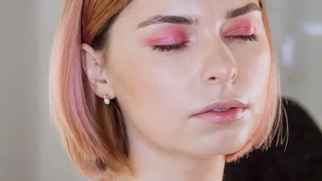 Inspirasi Makeup Look Dusty Rose yang Bisa Dicoba