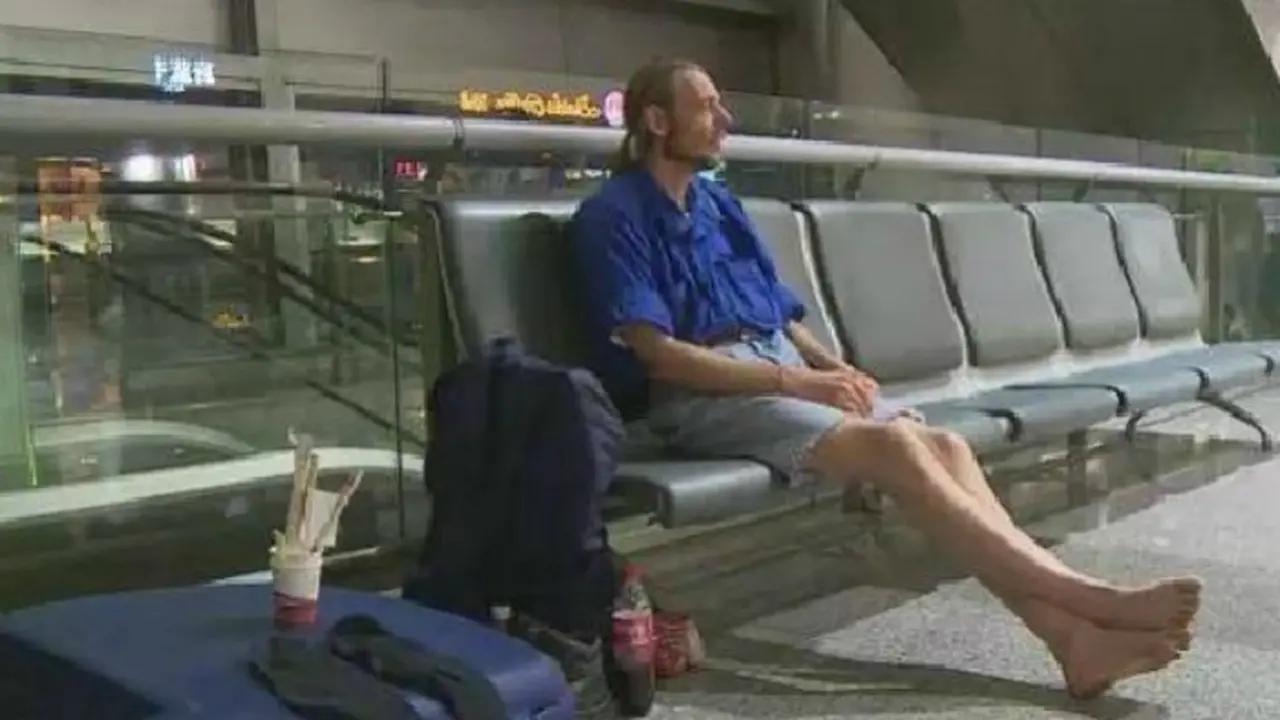 Alexander Pieter Cirk rela terbang dari Belanda ke China demi bertemu kekasihnya