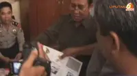 [VIDEO] Warga di Kediri Tempel Gambar Kartun di Surat Suara