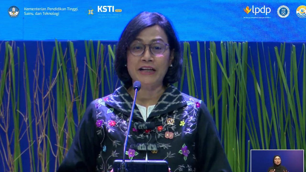 VIDEO: Momen Canda Menteri, Sri Mulyani Goda Brian Calon Peraih Nobel "Tiba-Tiba Ngurus Tukin Dosen"