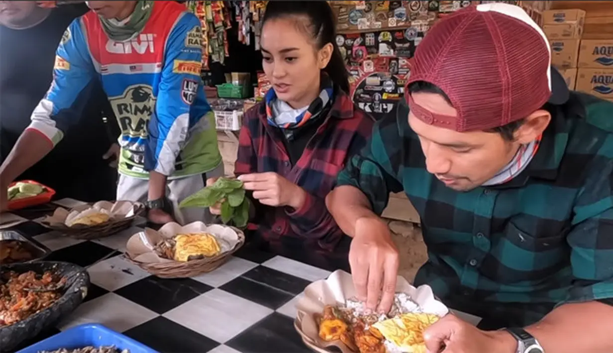 Ririn Ekawati dan Ibnu Jamil (YouTube/Ibnu Jamilo)