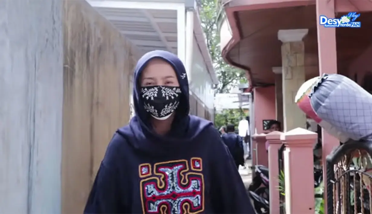 Rumah masa kecil Desy Ratnasari (Youtube/Desy Ratnasari)