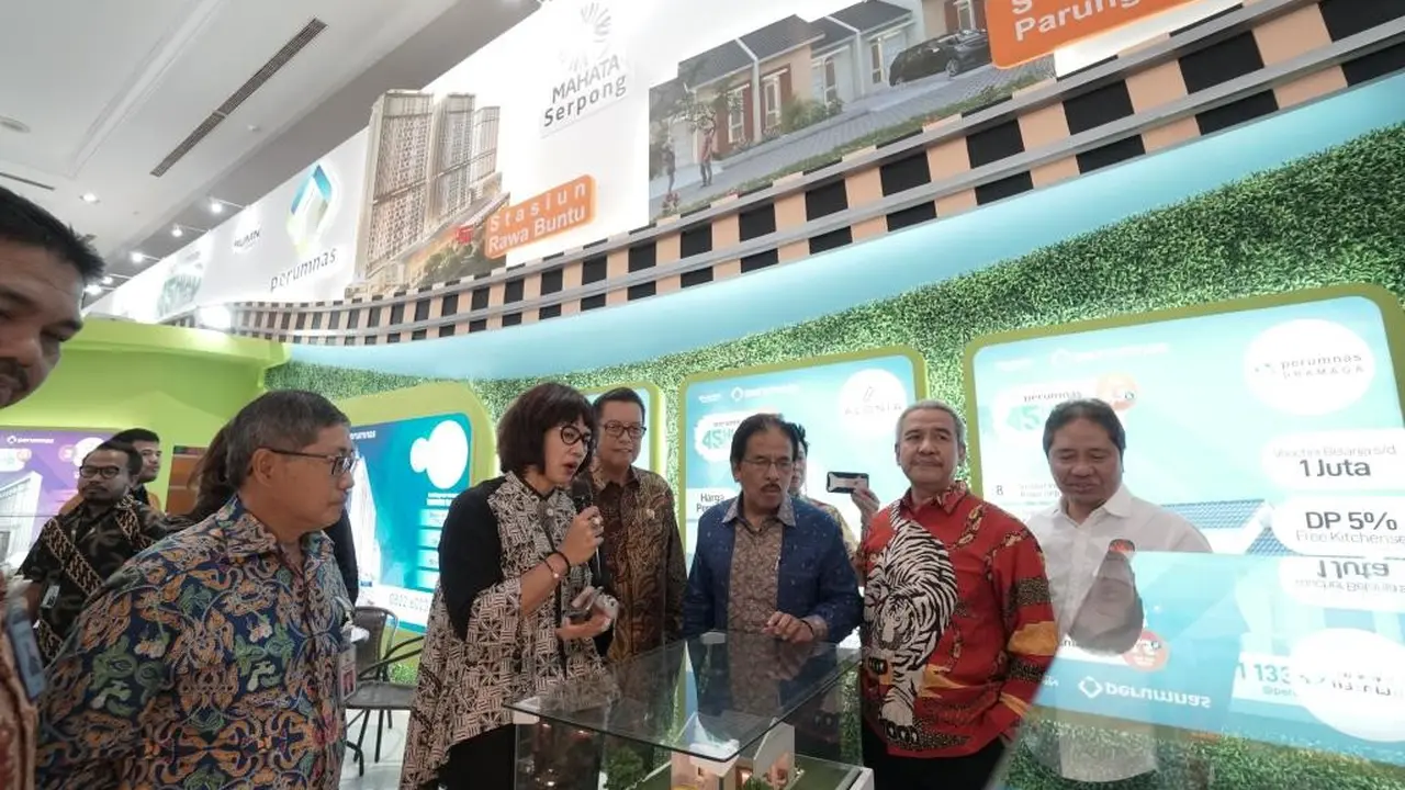 Menteri ATR/BPN kunjungi booth Perumnas
