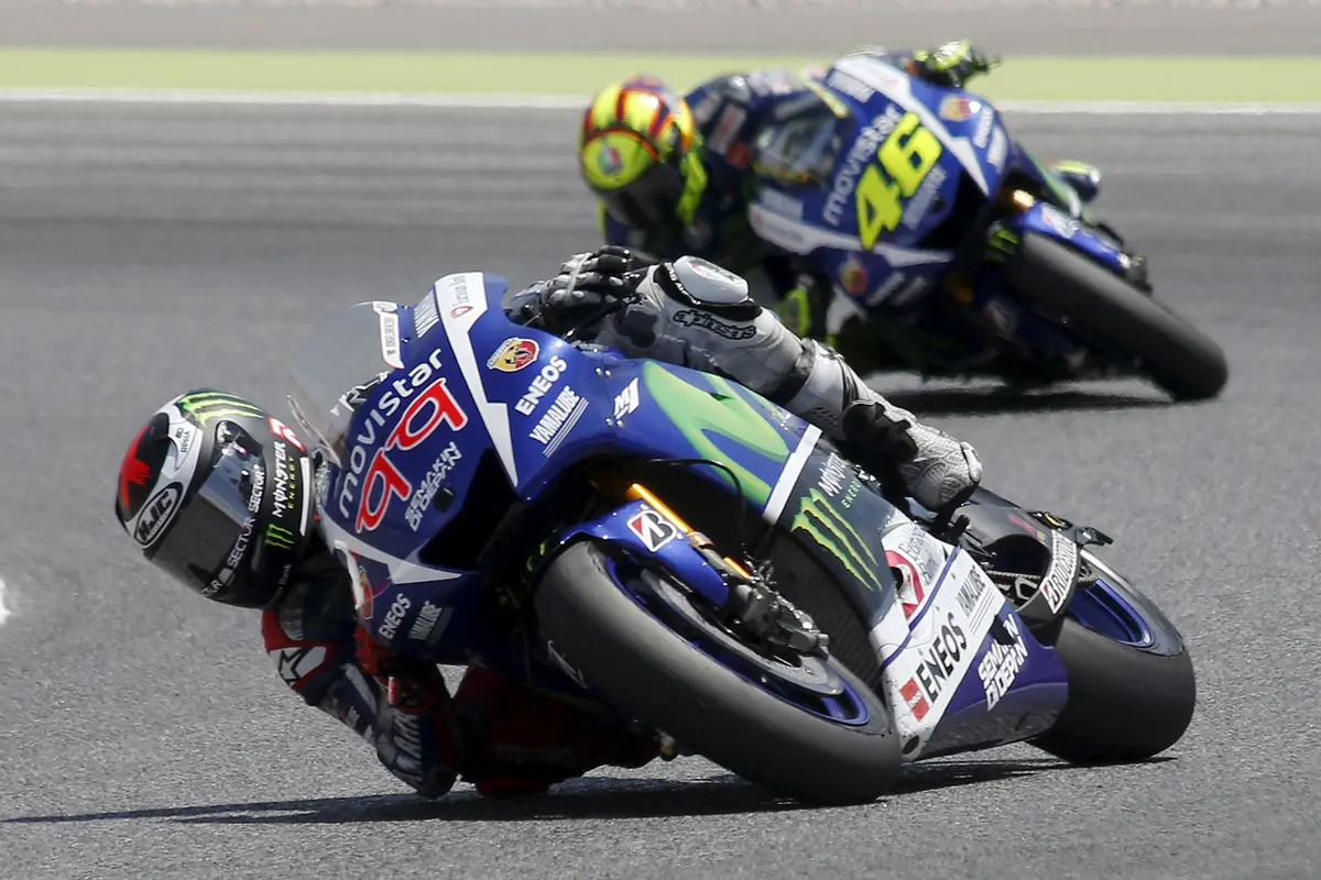 Valentino Rossi dan Jorge Lorenzo