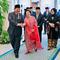 Presiden Prabowo Subianto menggandeng Megawati Soekarnoputri usai upacara hari lahir Pancasila