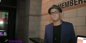 Setelah sinetron Ganteng Ganteng Serigala berakhir, Kevin Julio belum terlihat bermain sinetron kembali. Ternyata dirinya sedang asyik menekuni profesi barunya sebagai presenter di sebuah acara musik.