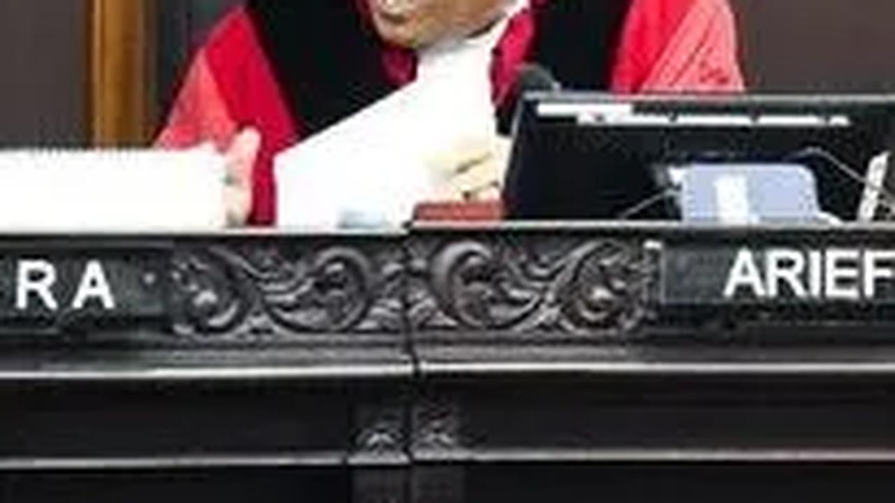Tak Tahu Dugaan Lobi Putusan Batas Usia Capres-Cawapres, Arief Hidayat Sedih MK Diplesetkan Jadi Mahkamah Keluarga