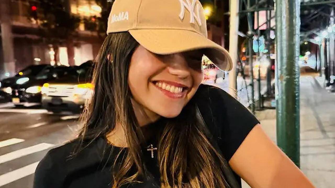 Potret Cantik Petenis Dunia Emma Raducanu di Luar Lapangan