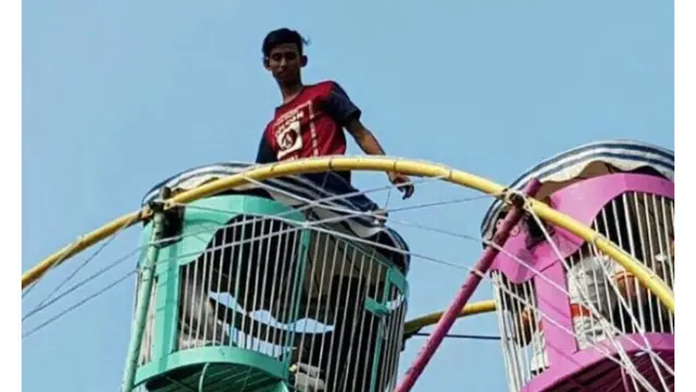 Berdiri di Atas Bianglala