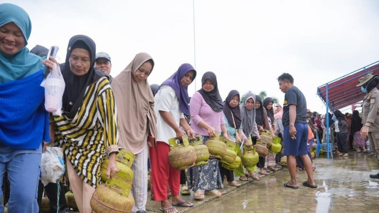 Atasi Kelangkaan LPG 3 kg, Pemkab Morowali Gencarkan Operasi Pasar dan Siapkan Solusi Jangka Panjang