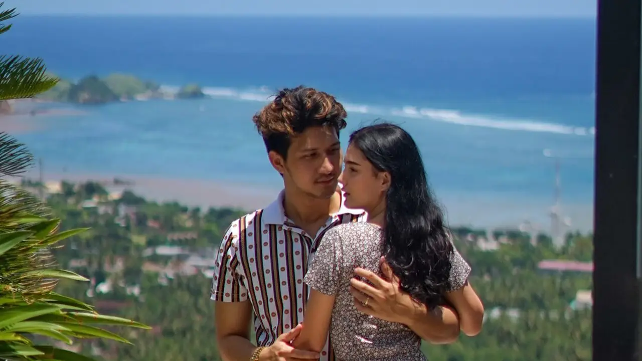 Tampil Makin Mesra, Ini 7 Potret Aditya Zoni dan Yasmine Ow Saat Liburan