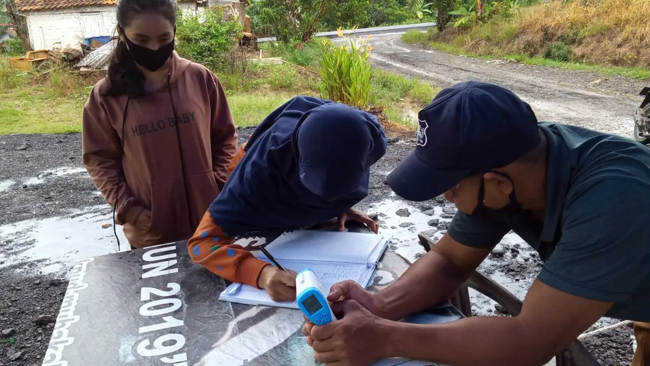 enerima manfaat CSR PT Pertamina Gas di wilayah Pertagas Operation Central Sumatera Area ikut andil dalam pencegahan COVID-19 di daerahnya.