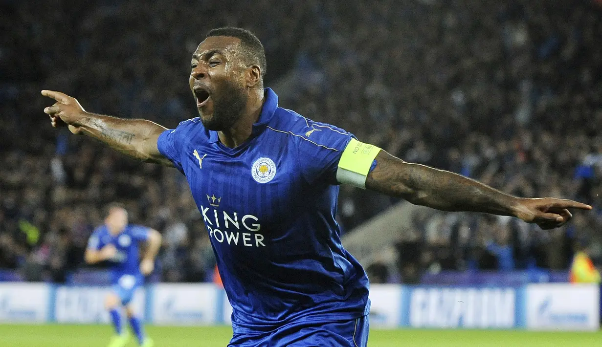Ekspresi kapten Leicester City,  Wes Morgan usai membobol gawang Sevilla pada leg kedua Babak 16 Besar Liga Champions di Juventus stadium, (14/3/2017). Leicester City menang 2-0. (AP/Rui Vieira)