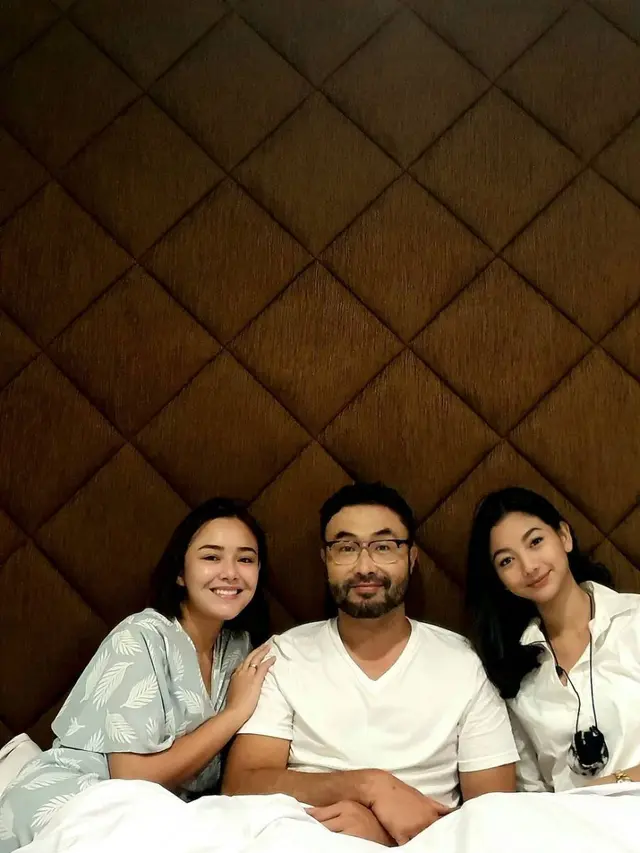 7 Momen Kebersamaan Amanda Manopo dan Glenca Chysara di Luar Syuting, Kompak Banget