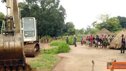 Citizen6, Kongo: Prajurit TNI yang tergabung dalam Satgas Kizi TNI Konga XX-H/MONUSCO, membangun jalan Dungu-Duru sepanjang 94 Km. (Pengirim: Badarudin)