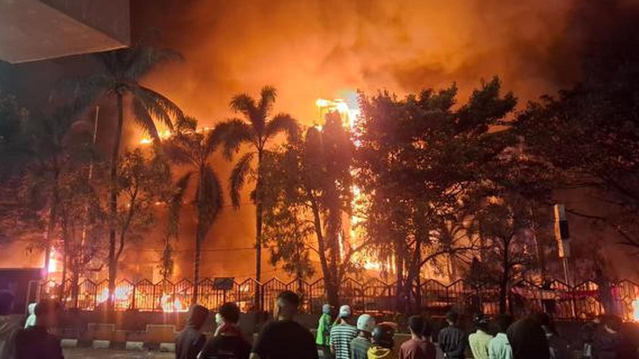 Jenderal Polisi Beberkan Kasus Menonjol saat Kerusuhan Agustus lalu, 959 Orang Jadi Tersangka