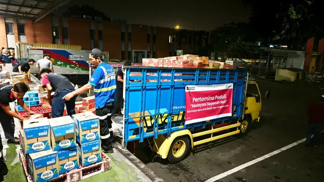 Bantuan untuk korban banjir bandang di Sumatera