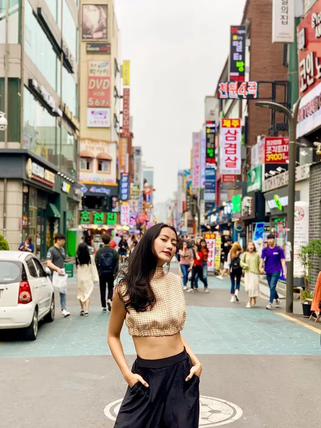 Ayu Maulida, Miss Indonesia yang berhasil masuk jajaran 21 besar Miss Universe 2020