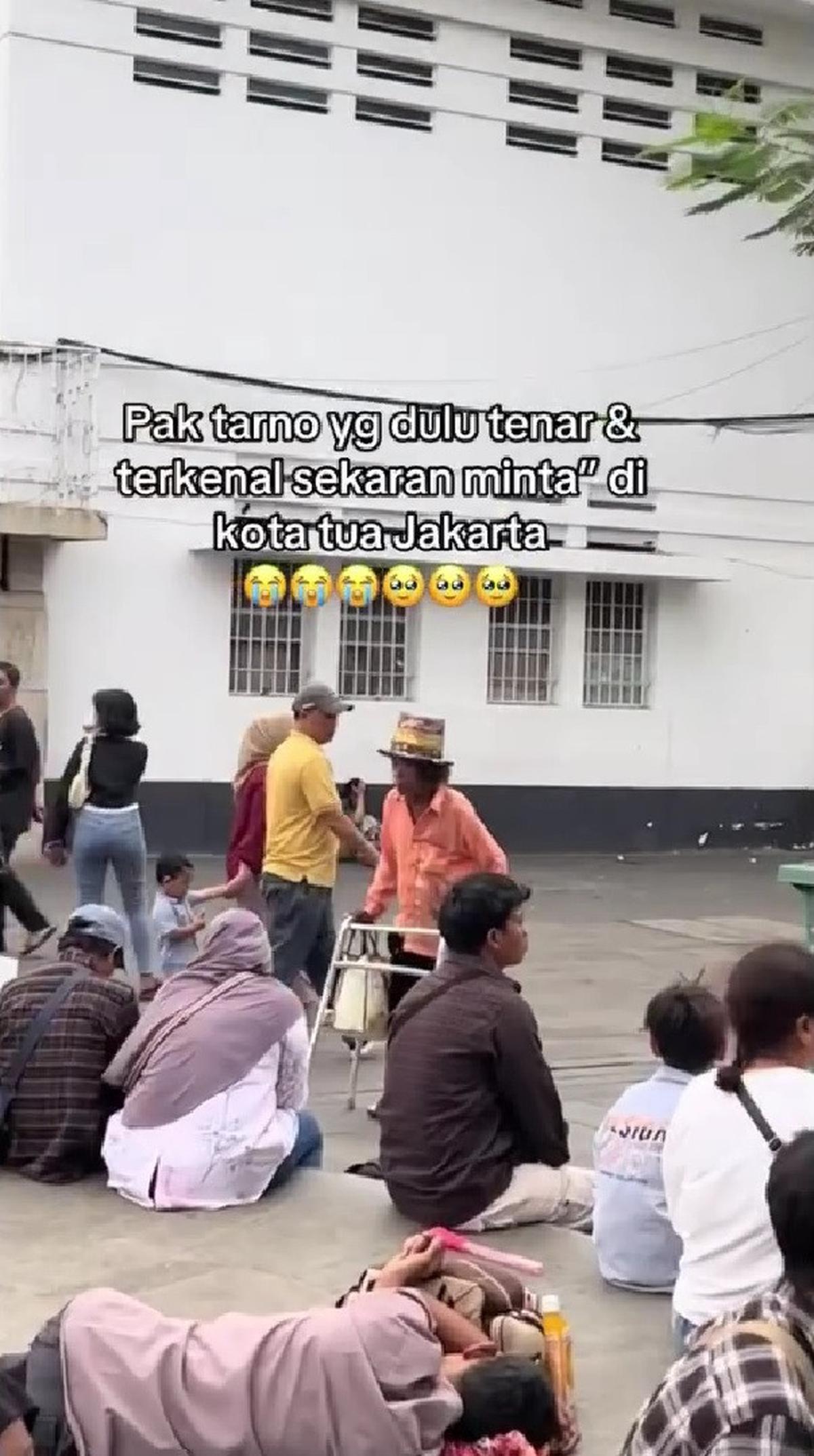 Viral! Sosok Diduga Pak Tarno Ngemis di Kota Tua, Ini Klarifikasi dan Penjelasannya