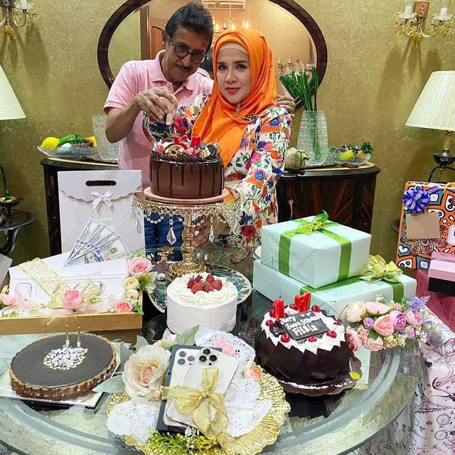 Ulang Tahun Fitria Elvy Sukaesih ke-54 (Foto: Instagram/@bellasalsaabila)