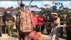 Kegiatan bakti sosial dan khitanan massal anak-anak ini dilakukan di aula pertemuan di Desa Noyan, yang berbatasan langsung dengan Sarawak, Malaysia.