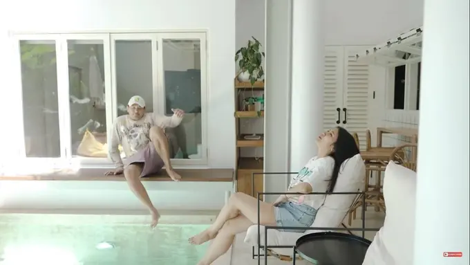 Bernuansa Kekinian, Ini 7 Potret Rumah Ryan dan Sharena Delon yang Estetik