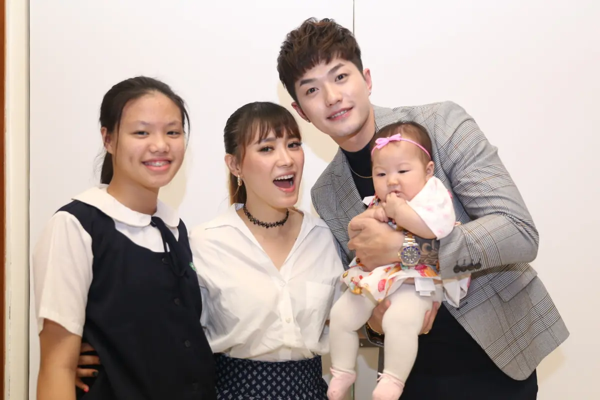 [Bintang] Lee Jeong Hoon dan Monique Octaviani alias Moa