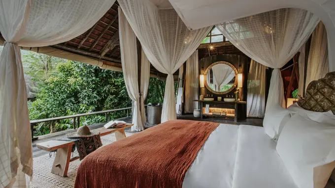 Banyan Tree Escape Buahan