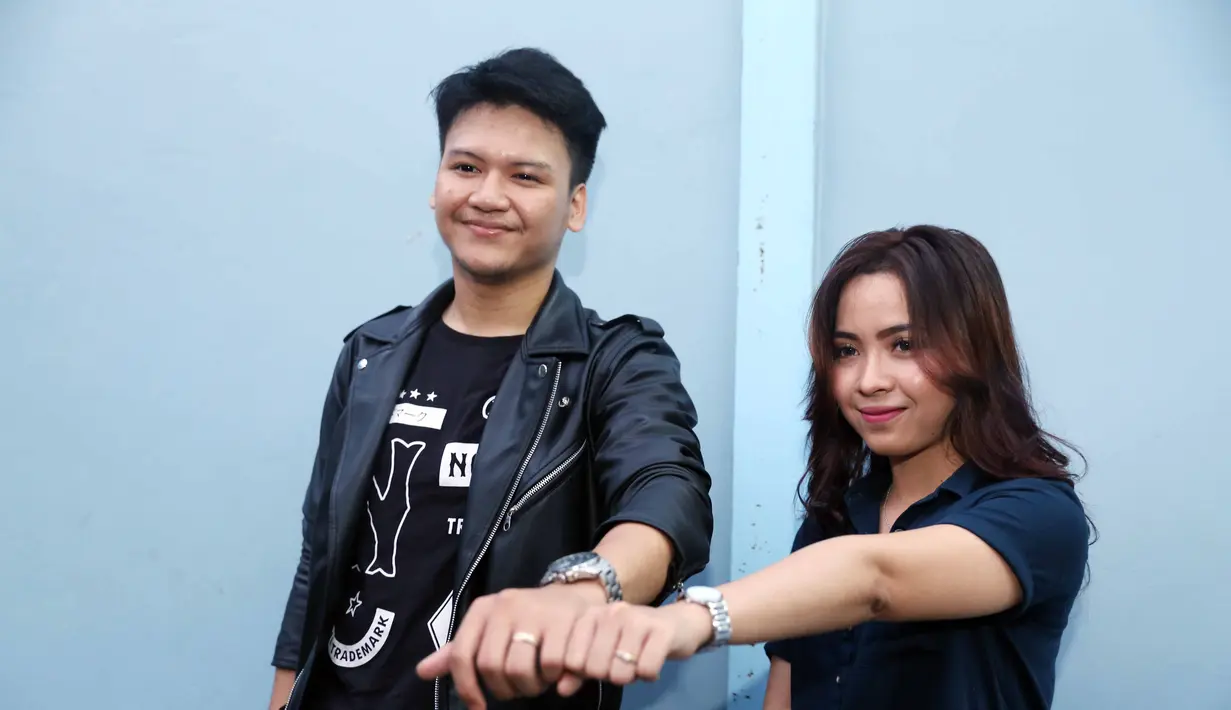 "Aku mencegah kayak yang di berita-berita banyak anak muda yang hamil di luar nikah. Dan oleh karena itu, aku mau nikah dulu baru punya anak," kata Ilham SMASH, Kamis (14/9/2017) seperti dilansir dari Liputan6. (Nurwahyunan/Bintang.com)