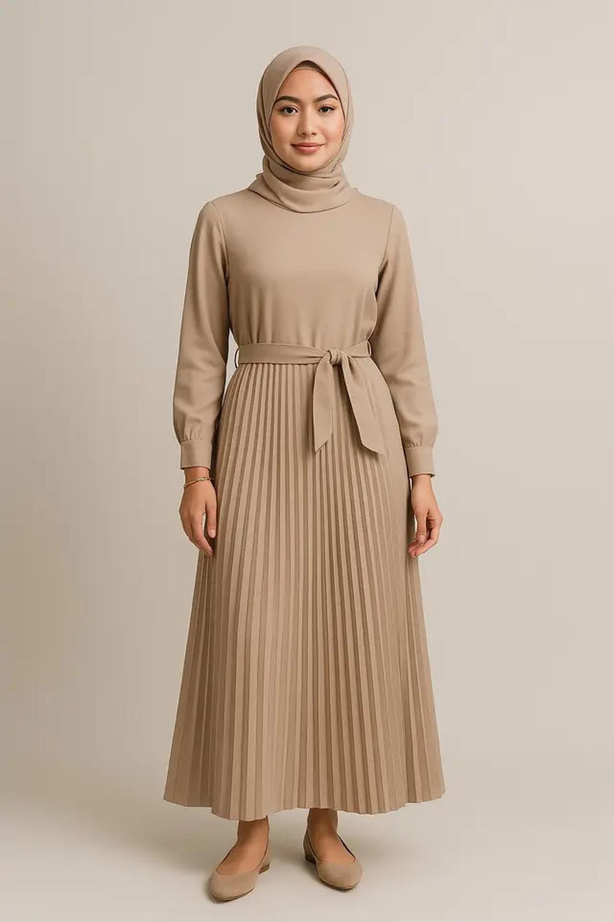 7 Model Gamis Kombinasi Plisket untuk Outfit Sehari-hari