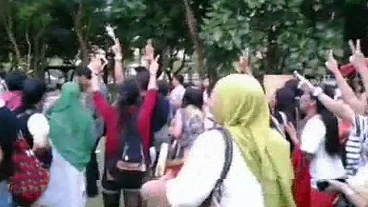 (lip6siang) KISRUH HONGKONG