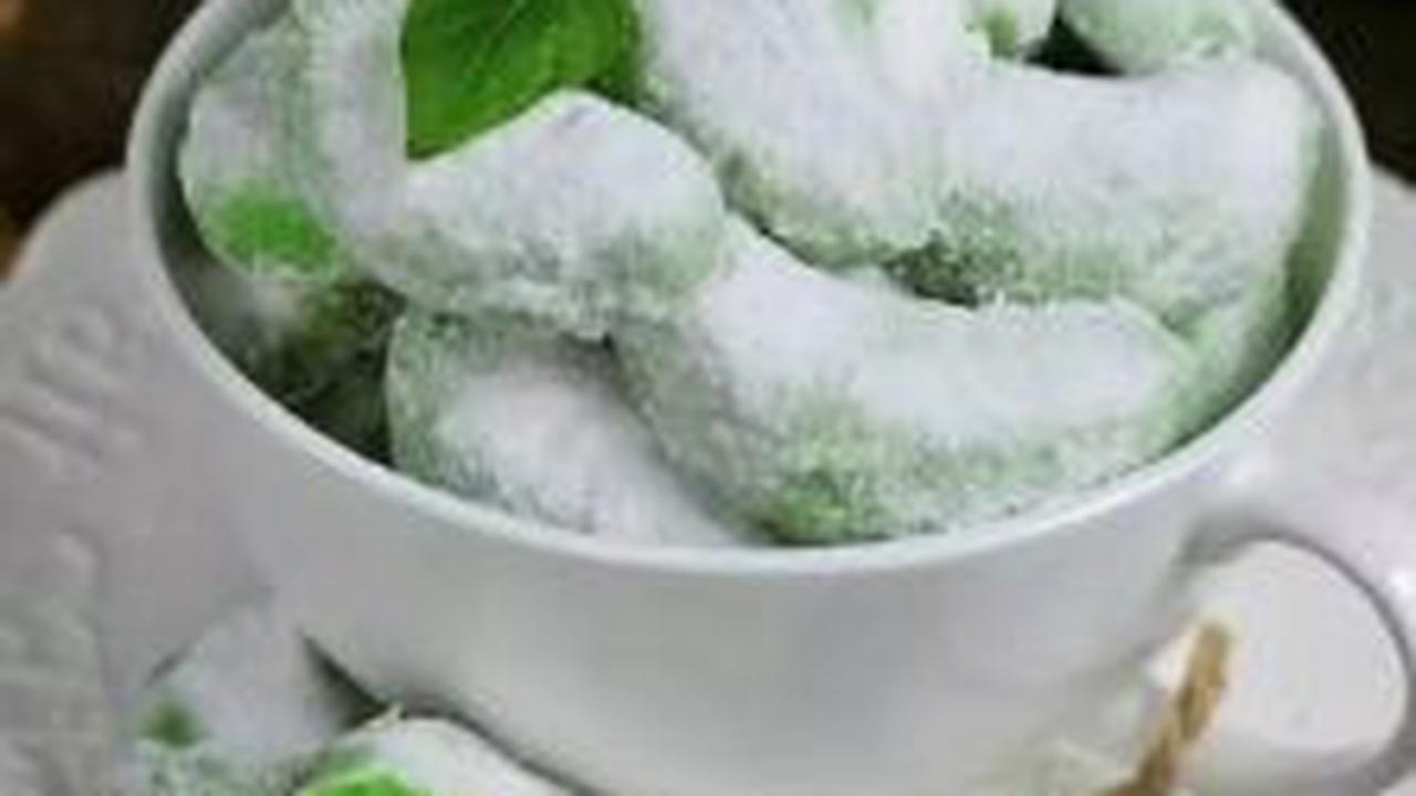 3. Putri Salju Pandan<br>