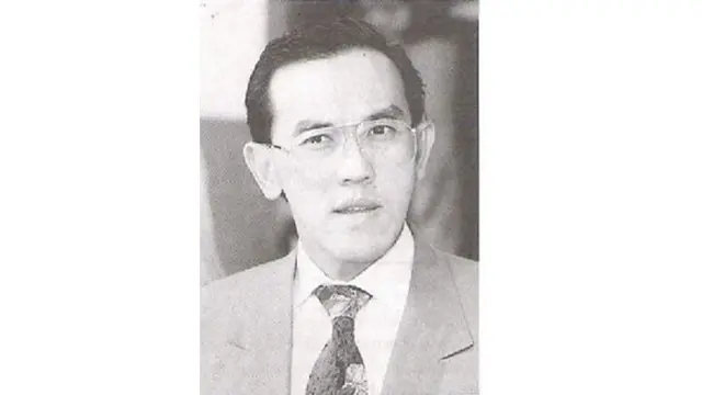 Genap 74 Tahun, Ini 6 Foto Lawas Aburizal Bakrie yang Bikin Pangling