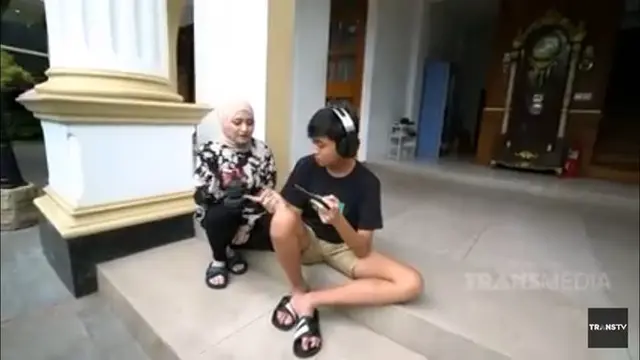Nathalie Holscher Marahi Anak Ketiga Sule