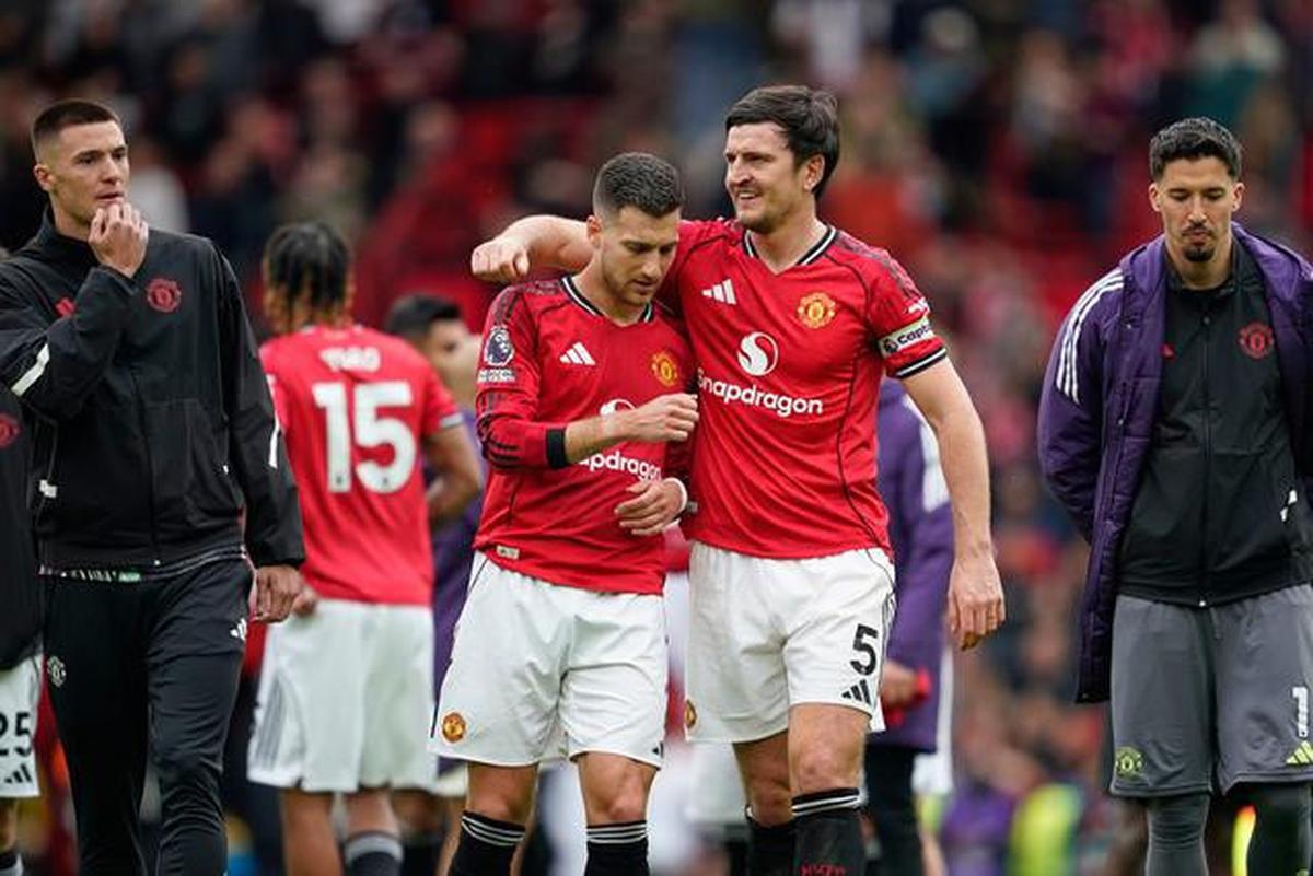 MU Kalahkan Liverpool 3-2, Michael Carrick Ukir Rekor Langka untuk Pelatih Inggris