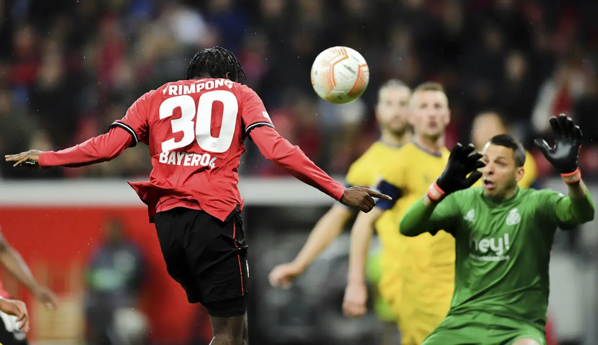 <p>Tetapi, Bayer Leverkusen mampu menyamakan kedudukan di delapan menit sebelum waktu normal berakhir melalui Florian Wirtz. (Marius Becker/dpa via AP)</p>