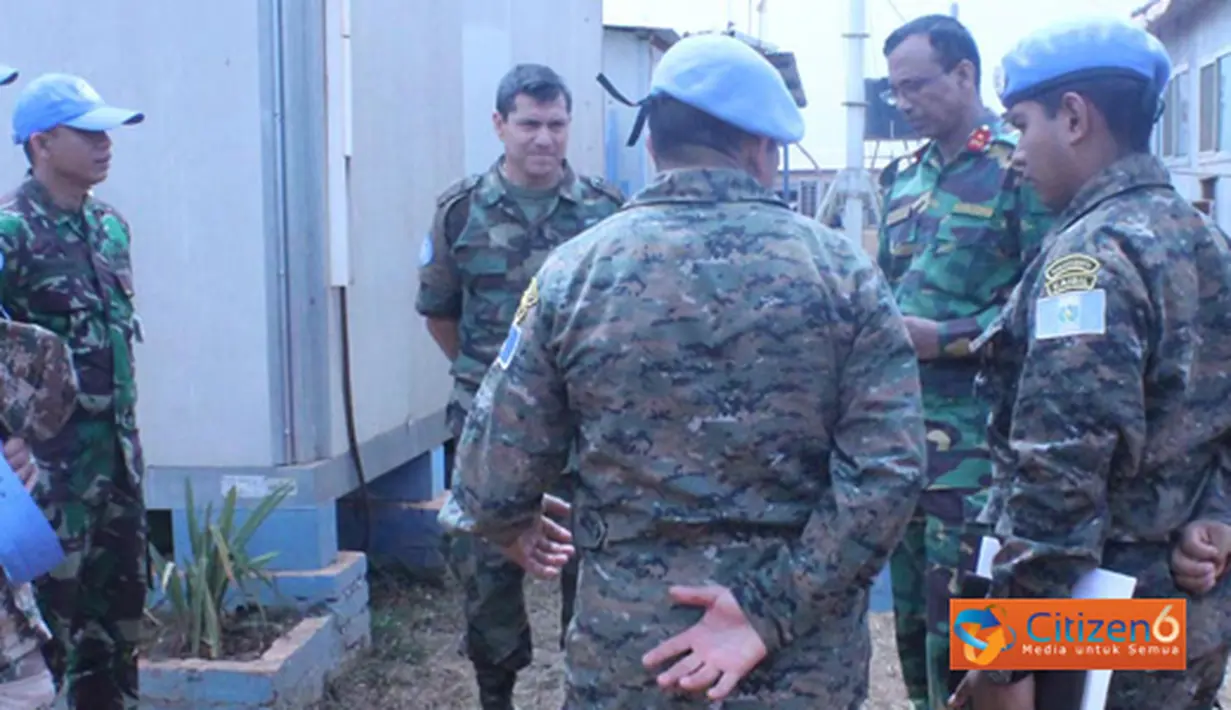 Citizen6, Kongo: Wadan Satgas Mayor Czi Ary Syahrial menjelaskan tentang kegiatan Satgas Kompi Zeni TNI dalam melaksanakan tugas-tugas yang telah ditetapakan oleh Eastern Division Monusco. (Pengirim: Badarudin Bakri)