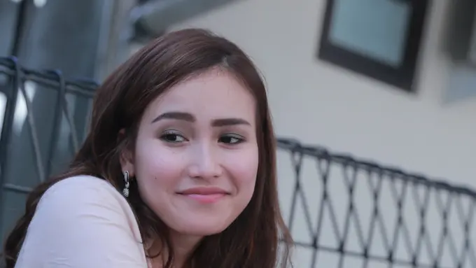 [Bintang] Ayu Ting Ting