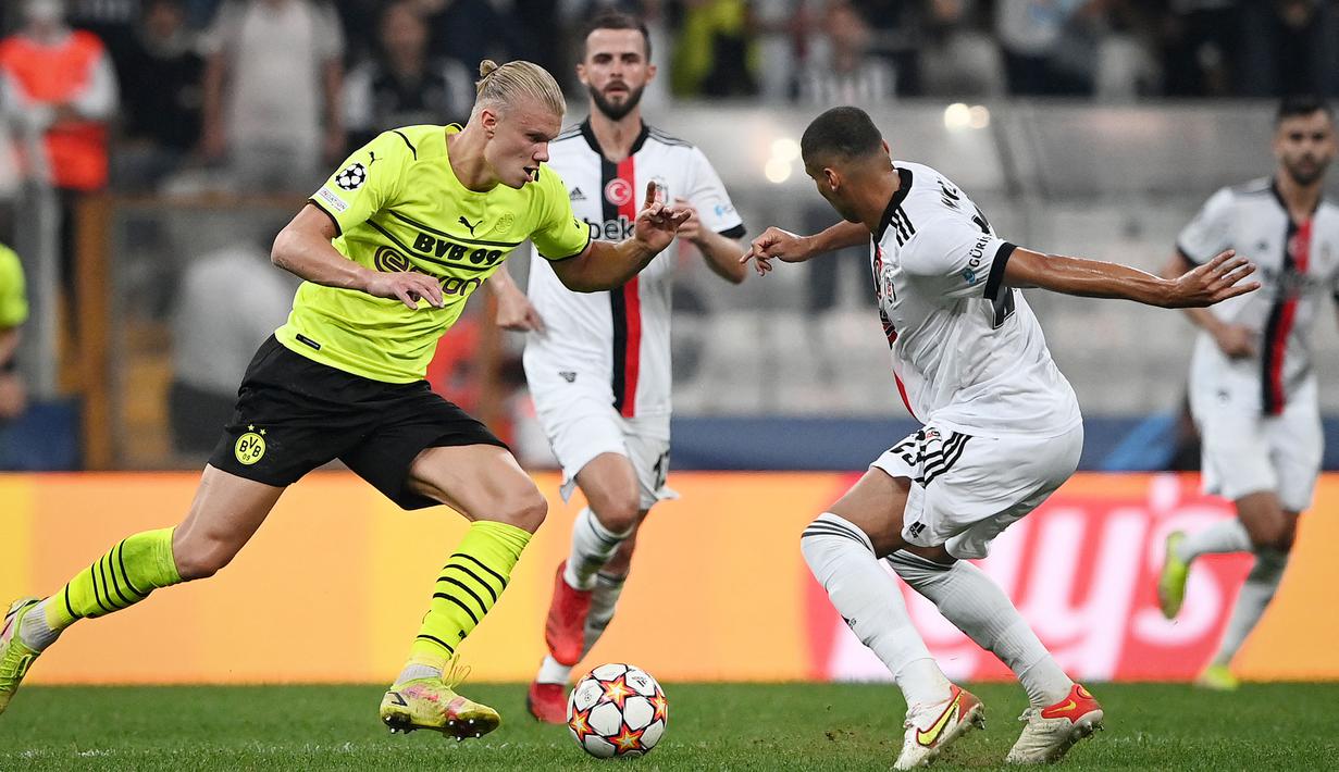 Saat ini Haaland disebut-sebut sebagai salah satu striker muda terbaik di dunia. Masih berusia 21 tahun, tapi sudah menunjukkan level permainan tingkat tinggi. Catatan luar biasa lainnya adalah sang pemain telah menorehkan 74 gol dari 72 laga bersama Die Borussen. (AFP/Ozan Kose)