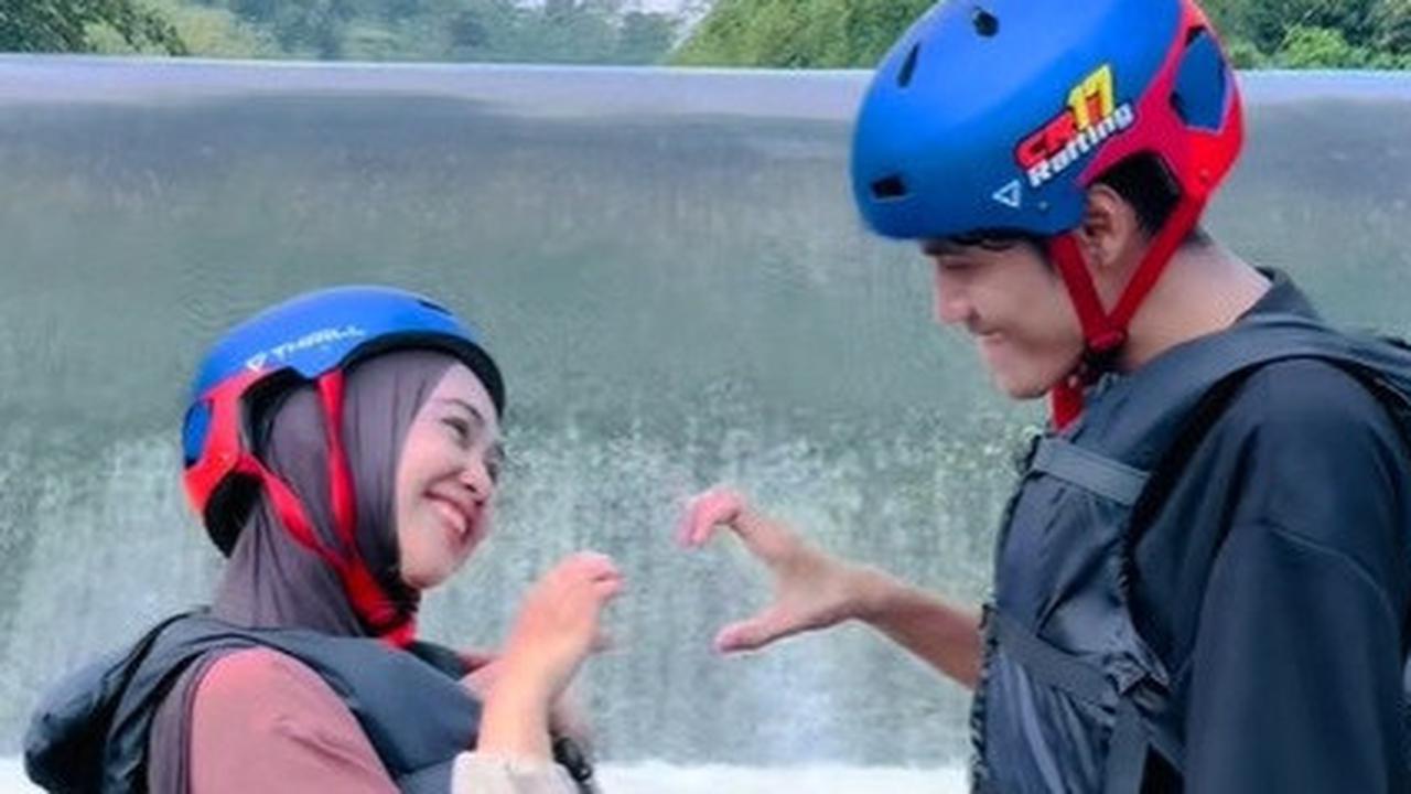 Reaksi Oki Setiana Dewi Saat Tahu Rumor Ria Ricis dan Evan WMD Dikabarkan Pacaran